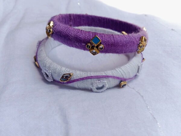 Elegant Handcrafted Thread Bangles Set – Purple & White